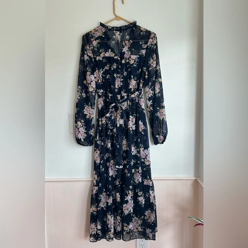 NWT Moon River Blue Floral Long Sleeve Maxi Dress - Picture 3 of 7